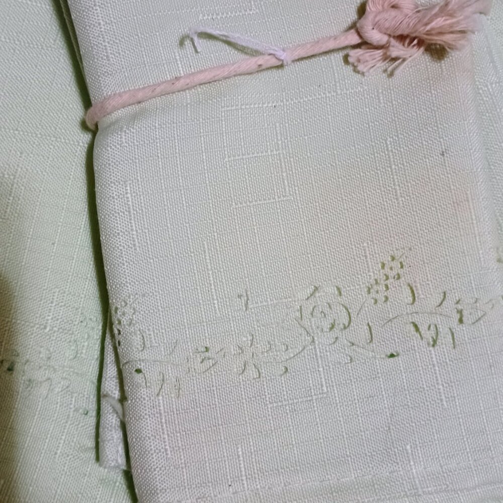 Irish Bundle Number 1 Irish Linens - Picture 9 of 9